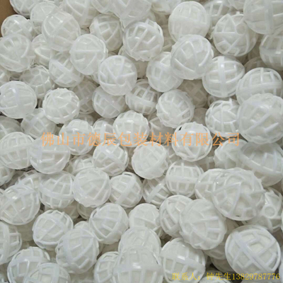 彈性好、拉力強、濾塵速度快、濾塵率高、氣流阻力低、通風(fēng)性能好、耐藥等化學(xué)性能良好?？梢郧逑矗春笮Ч蛔?。過濾棉，具有較好的透氣性和較強的機械強度，作為過濾材料具有流動阻力小，濾出效率高的特點，可反復(fù)水洗，顯示出耐用，環(huán)保，經(jīng)濟等優(yōu)勢。